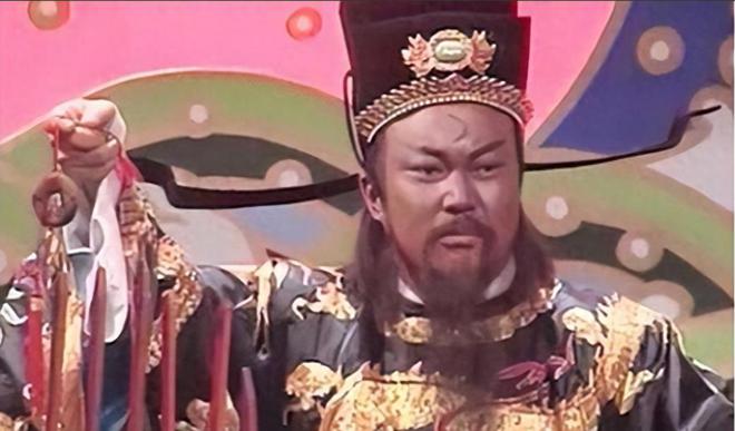 白小姐四肖必选期期的智慧与包青天的公正—脑筋的碰撞白小姐四肖必选期期中脑筋a