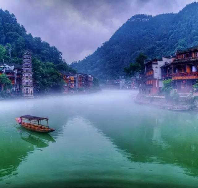 今日必中，揭秘四不像图的神秘面纱今天必中四不像图 正版